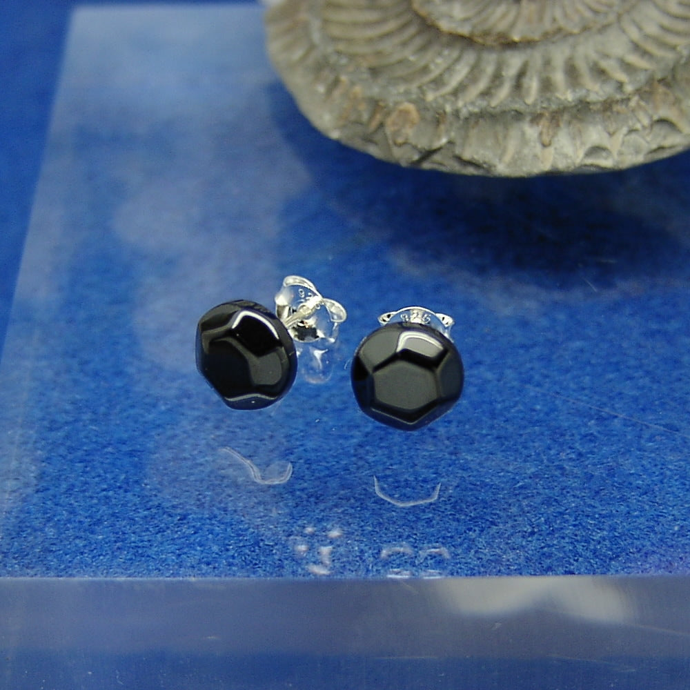 Round faceted