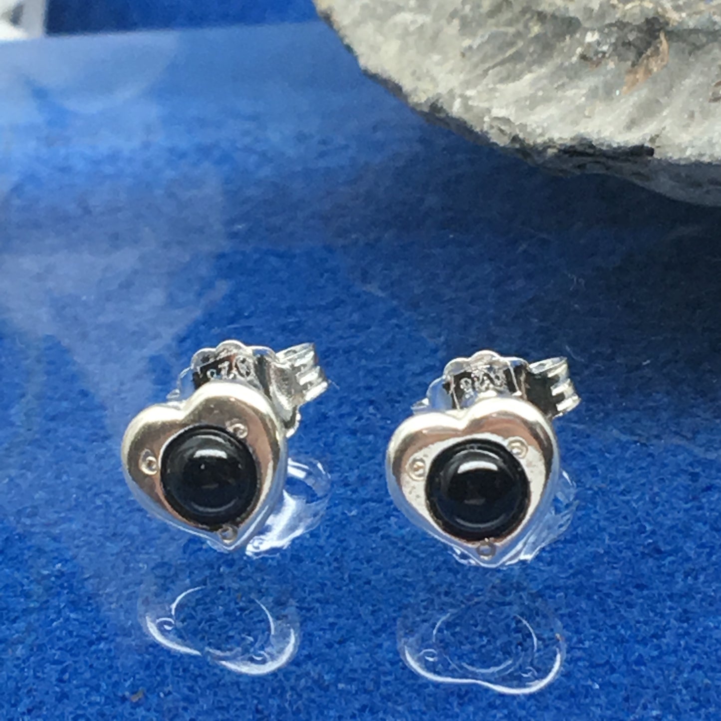 Little heart studs