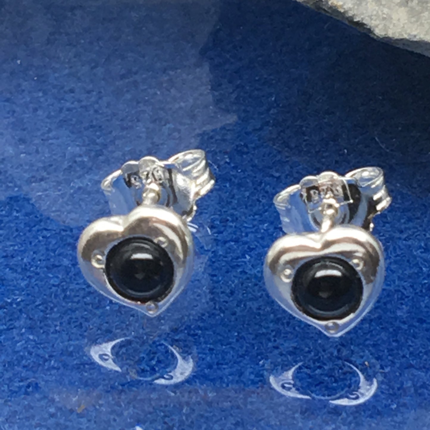 Little heart studs