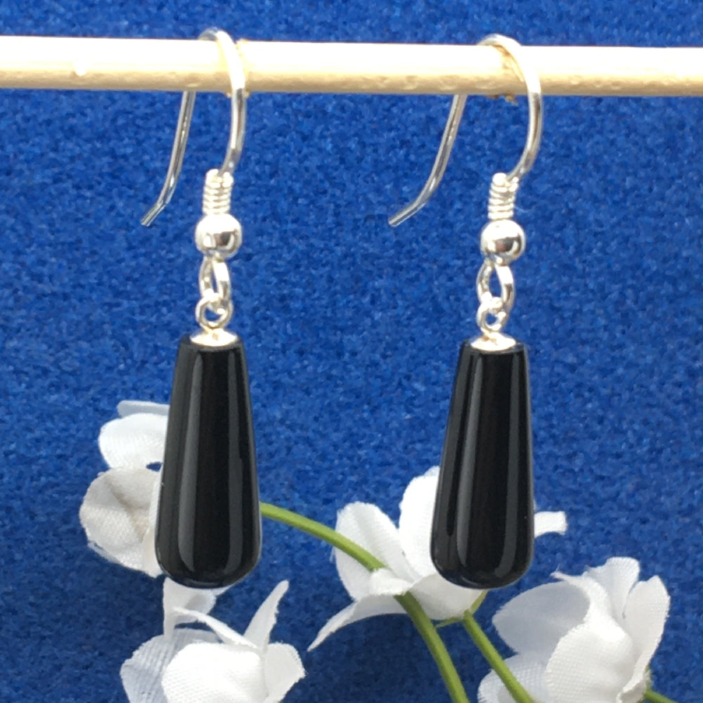 Jet drop earrings 02