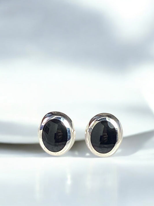 Wide bezel