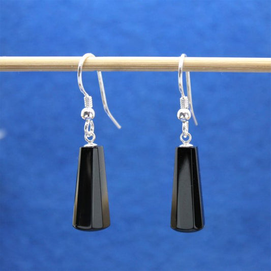 Jet drop earrings 01