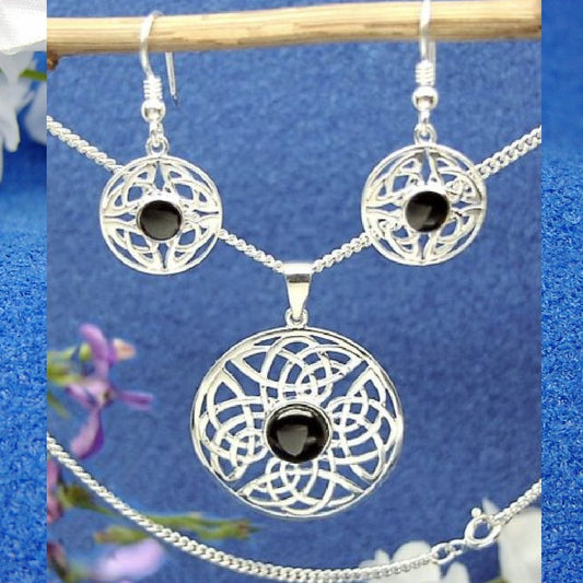 Celtic round set