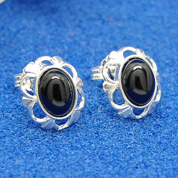 Fancy edge oval
