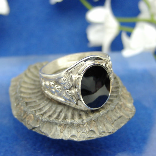 Mens 4 leaf ring
